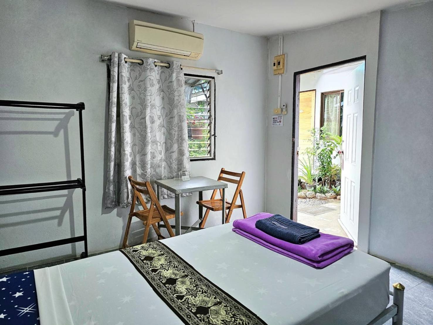 P.California Inter Hostel Nang Rong Exterior foto