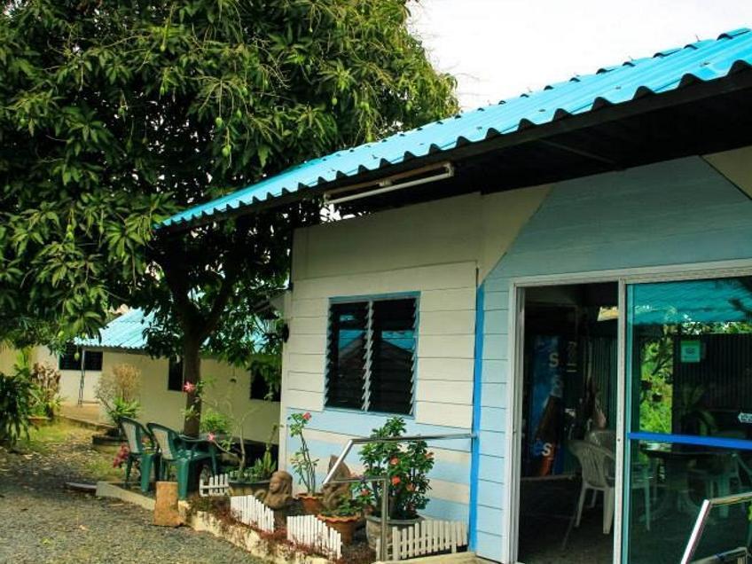 P.California Inter Hostel Nang Rong Exterior foto